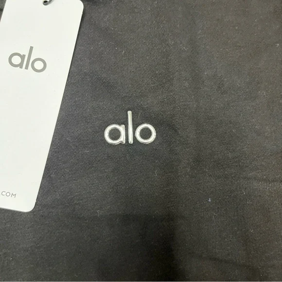 ALO Yoga Unisex Black Zip-Up Hoodie and Jogger Set - Picture 3 of 15